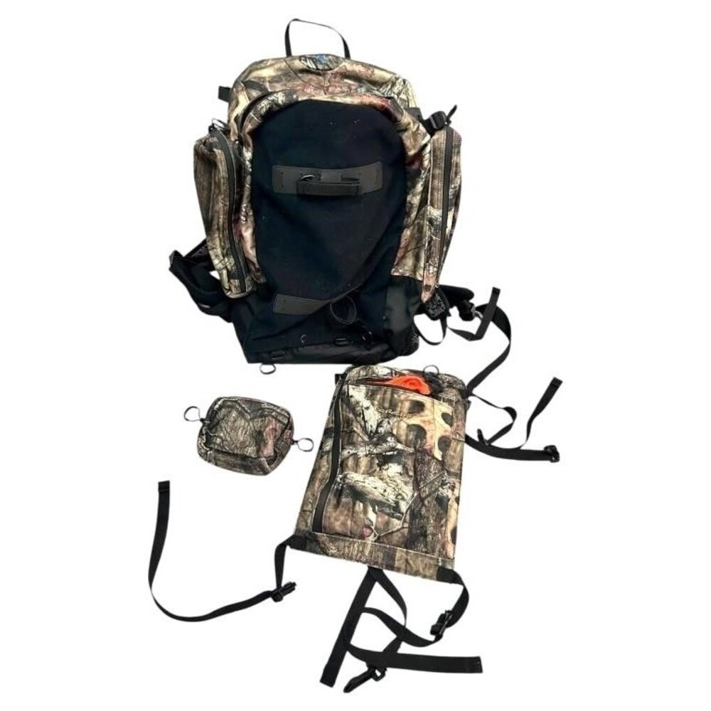 Cabelas Seclusion 3D Outfitter Camo Hunting Bow/ Rifle Backpack Waterproof NEW
